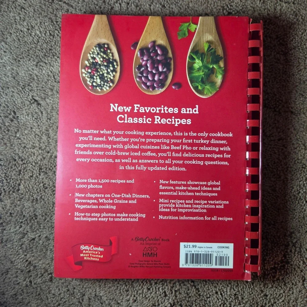 Betty Crocker Cookbook Everything You Need to Know to Cook from Scratch 2016